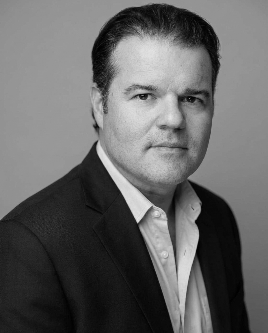 Tom Gioia Headshot 4